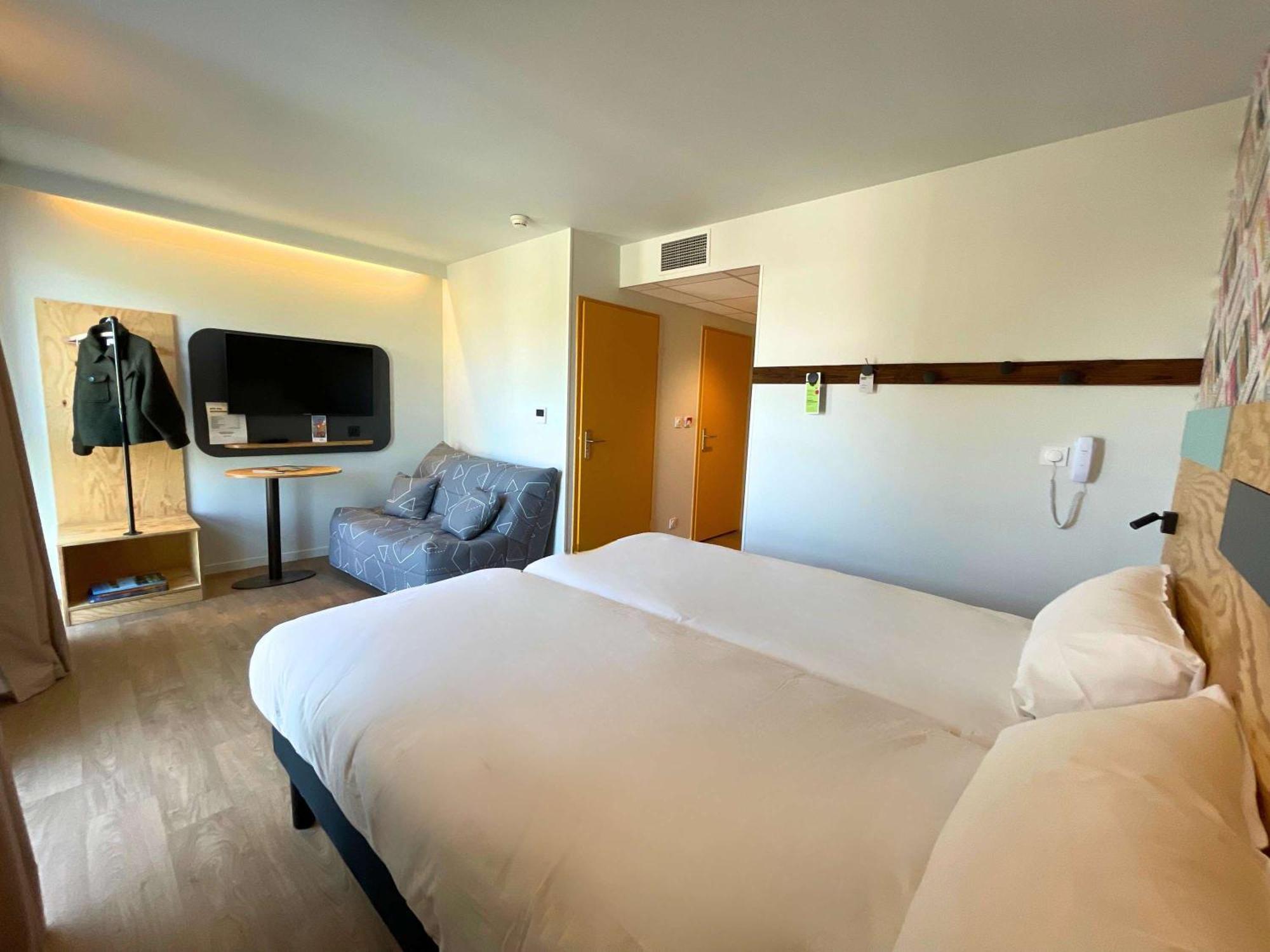Greet Hotel Castets Coeur Des Landes 外观 照片