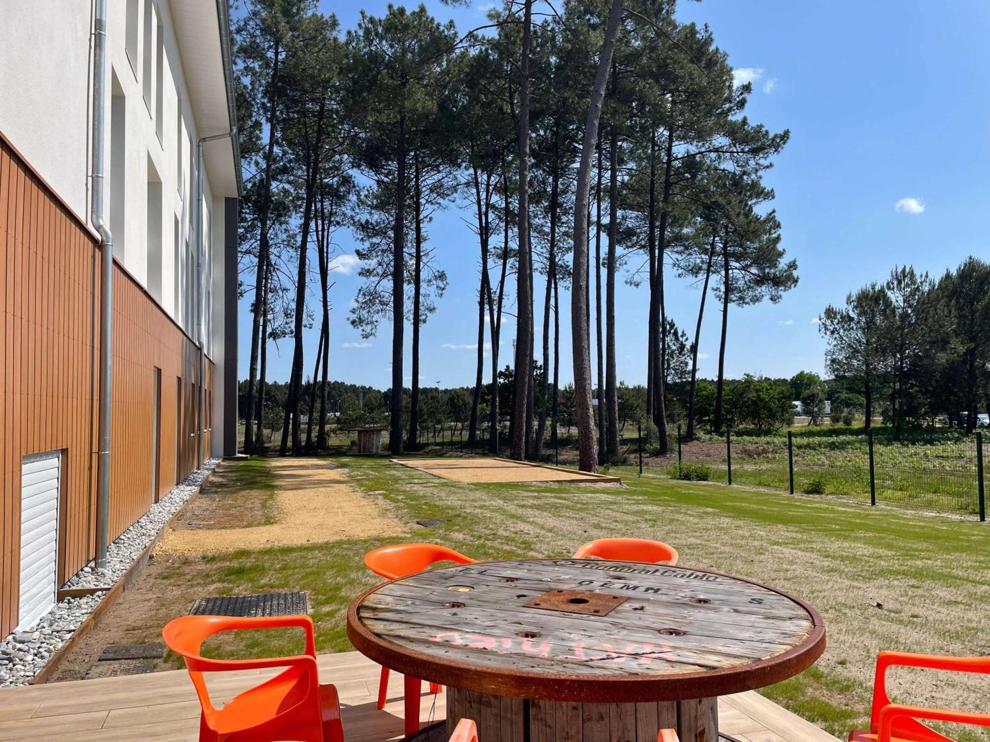 Greet Hotel Castets Coeur Des Landes 外观 照片